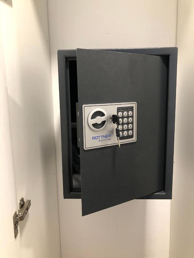 Zuzo Flat Stare Koliesko 96 Apartman Deménvölgy Kültér fotó