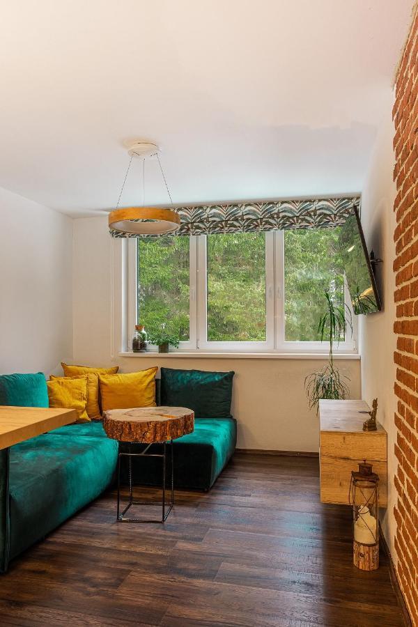 Zuzo Flat Stare Koliesko 96 Apartman Deménvölgy Kültér fotó