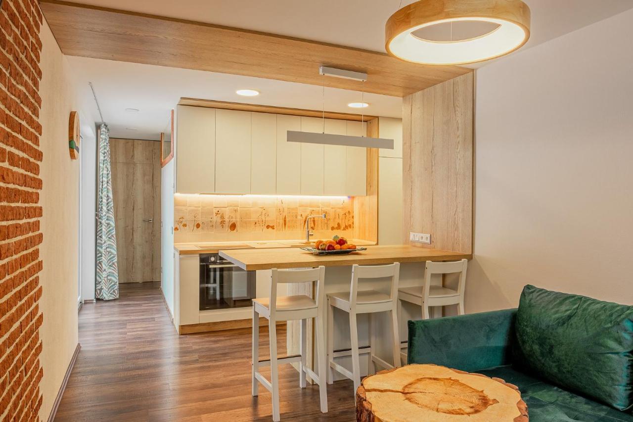 Zuzo Flat Stare Koliesko 96 Apartman Deménvölgy Kültér fotó
